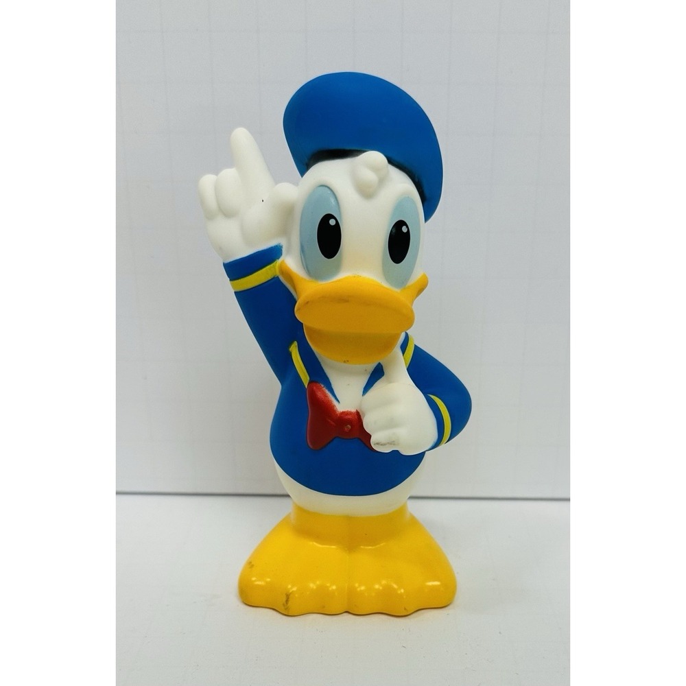 Just Play Disney Junior Donald Duck Plastic Water Squirting 5" Kids Bath Toy